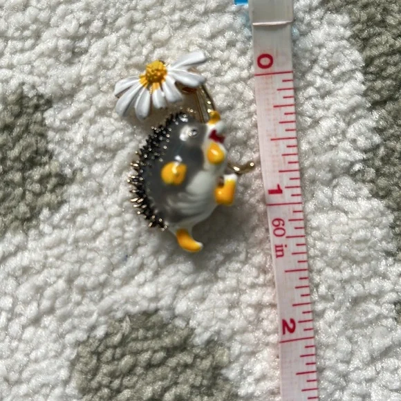 Hedgehog 🦔 brooches - Picture 3 of 5
